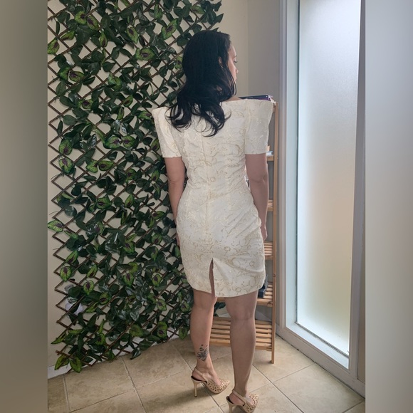 Unite - Picture 7 of 7